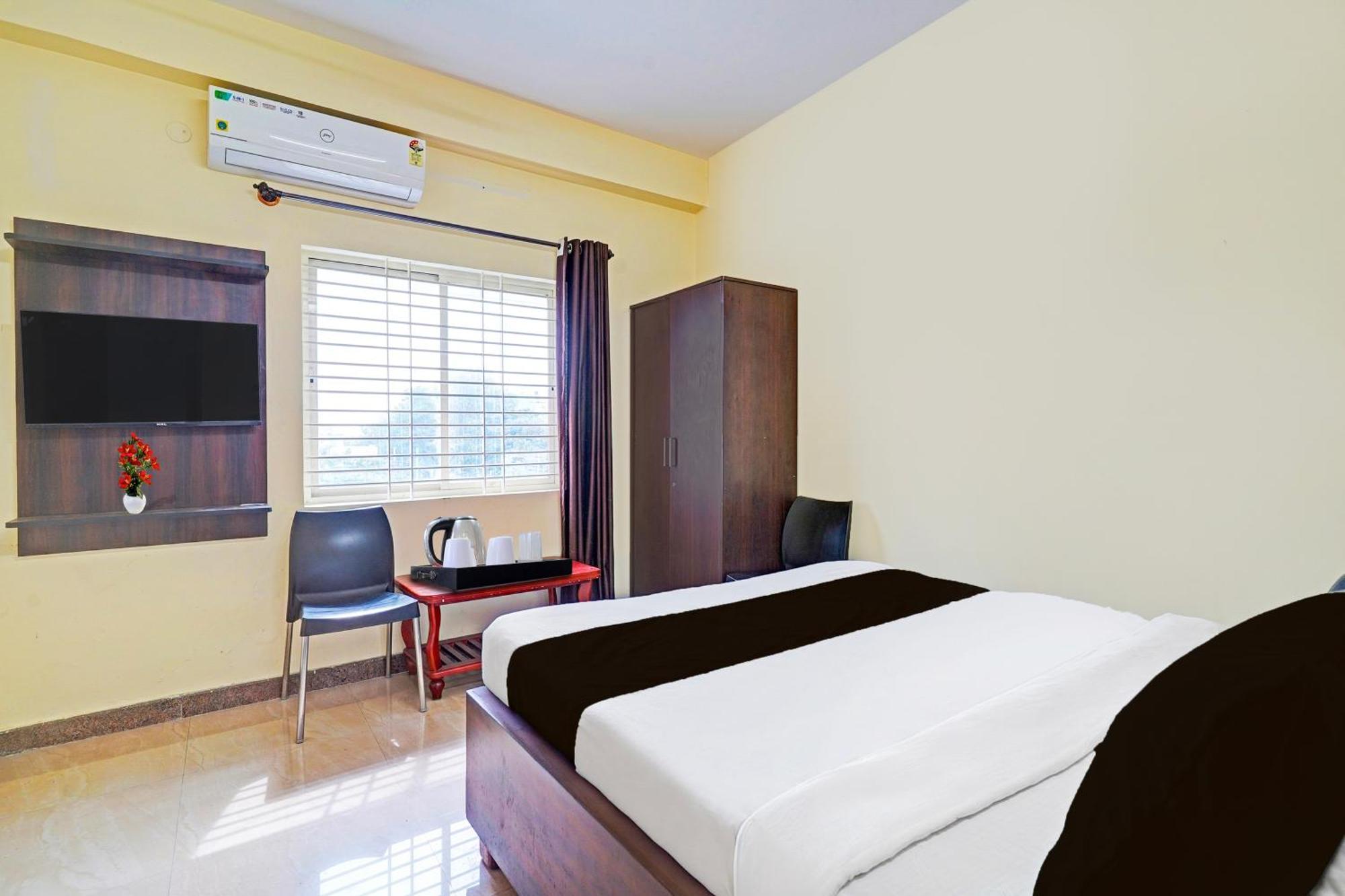 Super Hotel O Srigandhakavalu Formerly Chamundeshwari Lodging Jālahalli Exterior foto